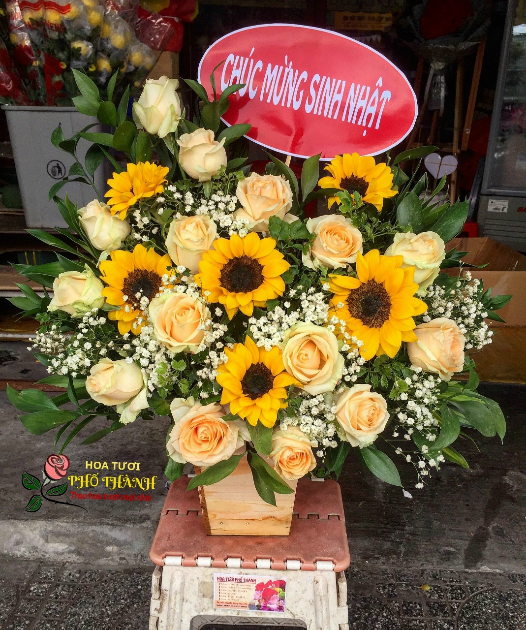 Lẵng hoa tặng sinh nhật sếp nữ đẹp tại Hà NộiLH44  Shop hoa tươi Cầu  Giấy Lan hồ điệp Điện hoa Hà Nội Vincy Garden