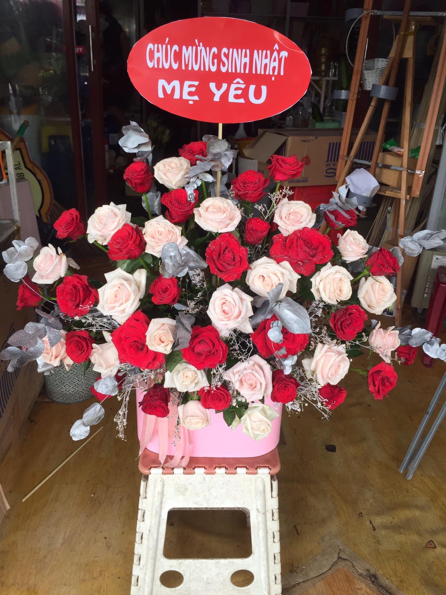 Mẫu hoa sinh nhật tặng mẹ đẹp và ý nghĩa  Uflowers  Giao Hoa Chuyên  Nghiệp  Nhiều mẫu hoa đẹp
